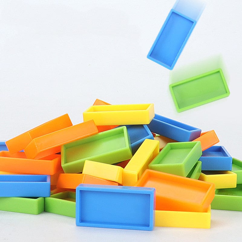 Train Montessori à Dominos